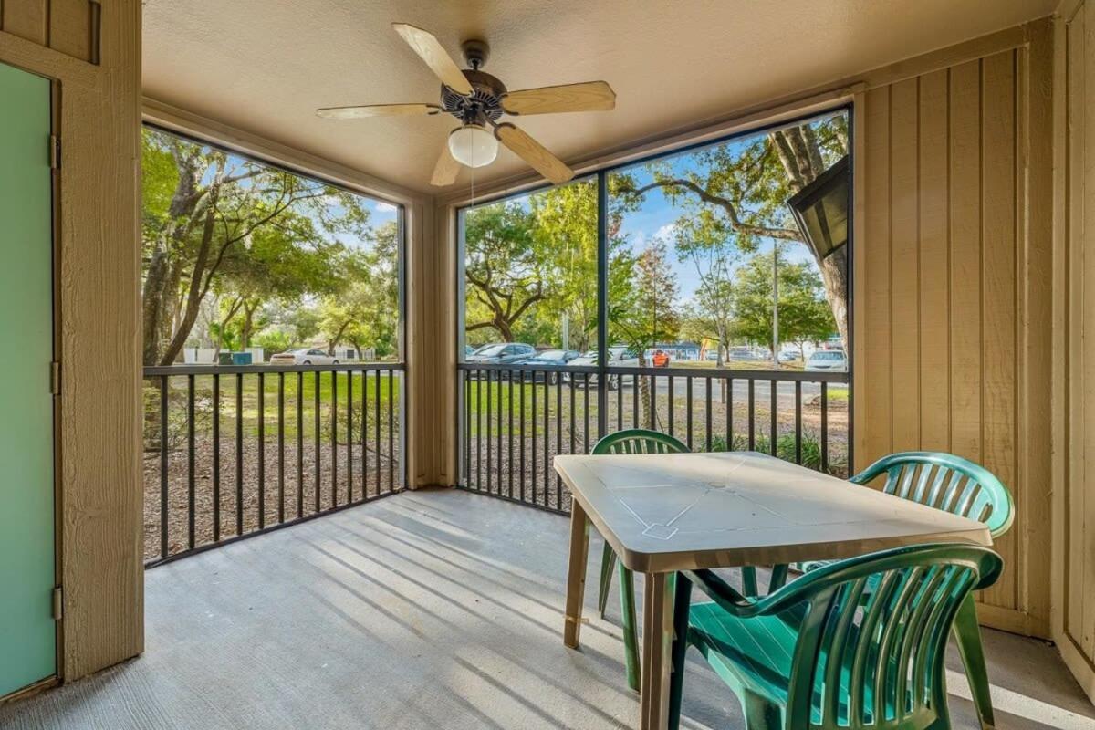 Budget Friendly Sleeps 8 Discounts Available Tampa Exterior photo